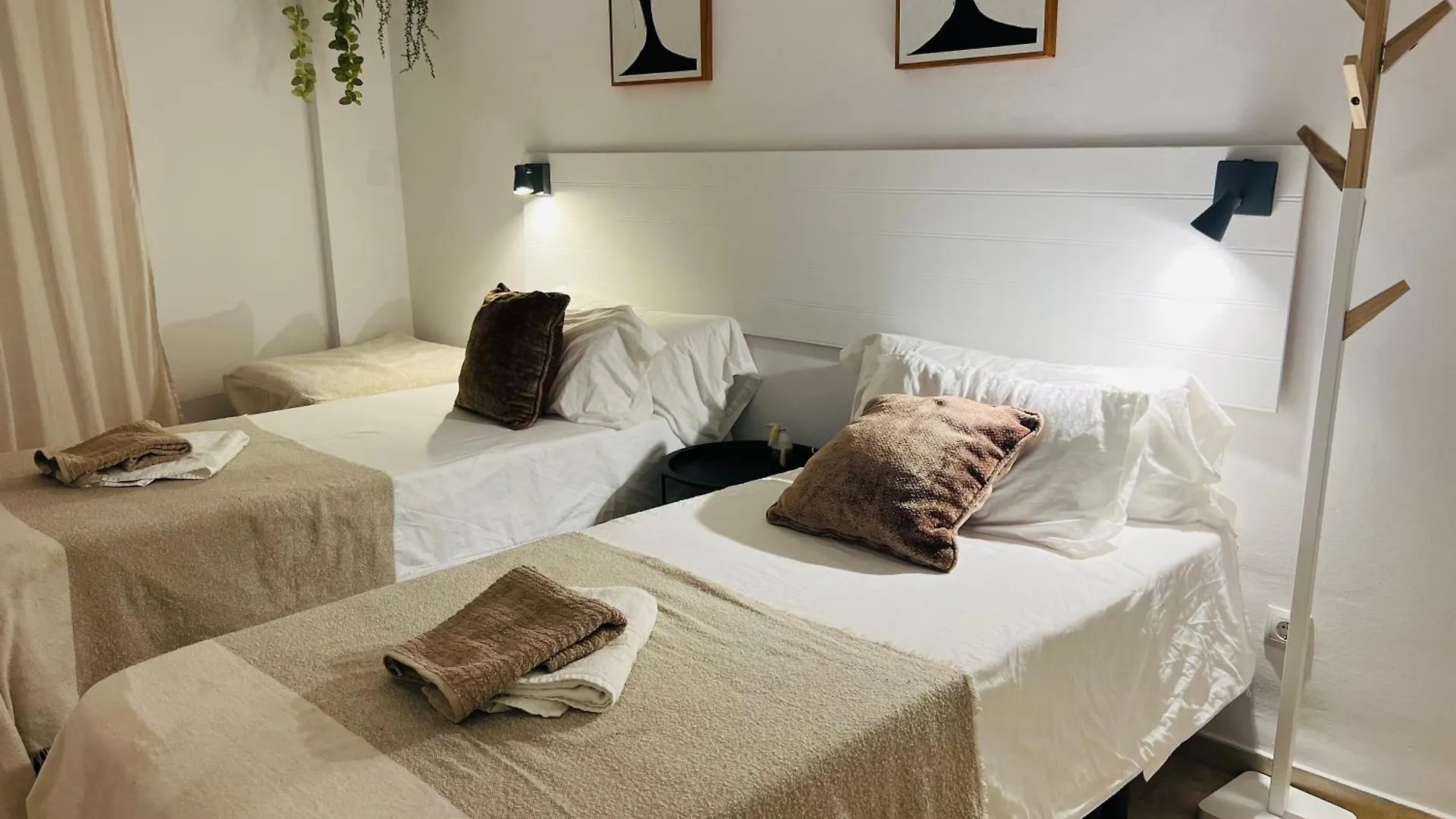 Impeccable Large Apartment With Immense Terrace And Private Garden Overlooking The Mountain, Featuring 2 Bedrooms And Sleeping Up To 4 Guests Located 100 Meters From Plaza Maestranza Marbella