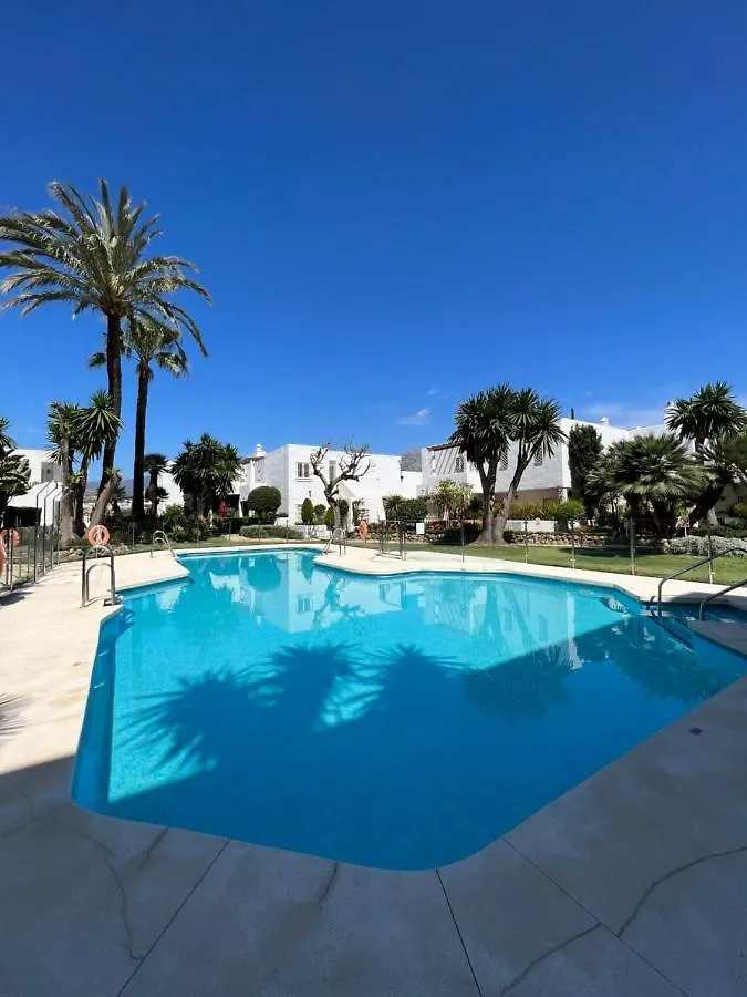 Mountain Vista Terrace Apartment Marbella
